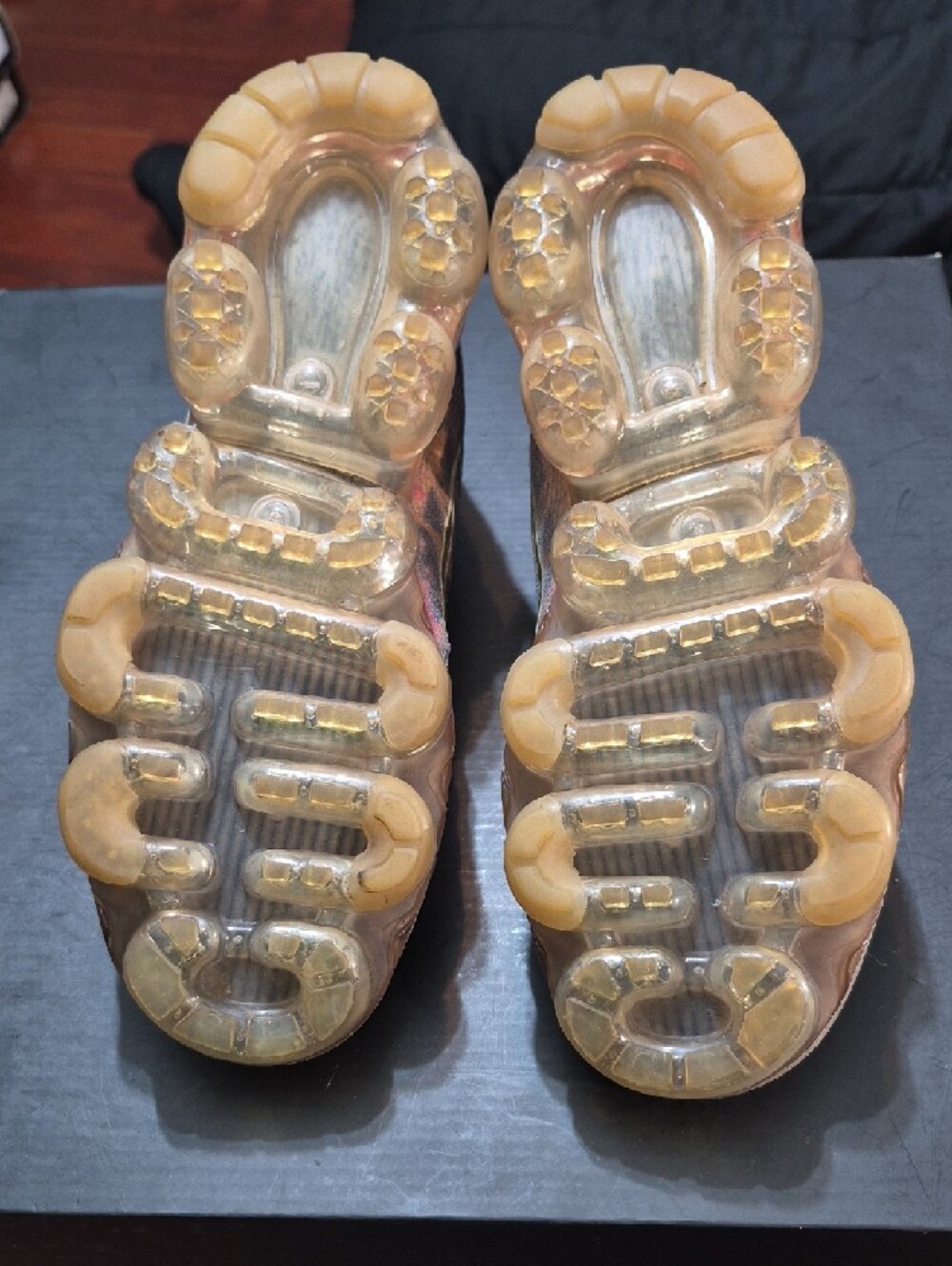 Nike Wmns Air VaporMax 2019 SE 'Floral' Womens 8.5 EUC - Picture 9 of 10